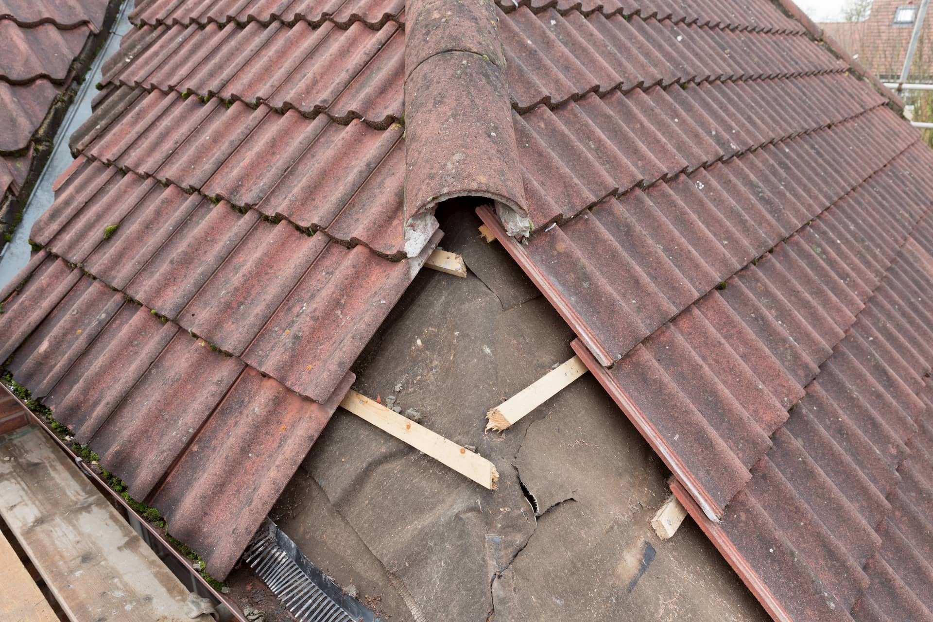 Roof repairs near me Welshpool